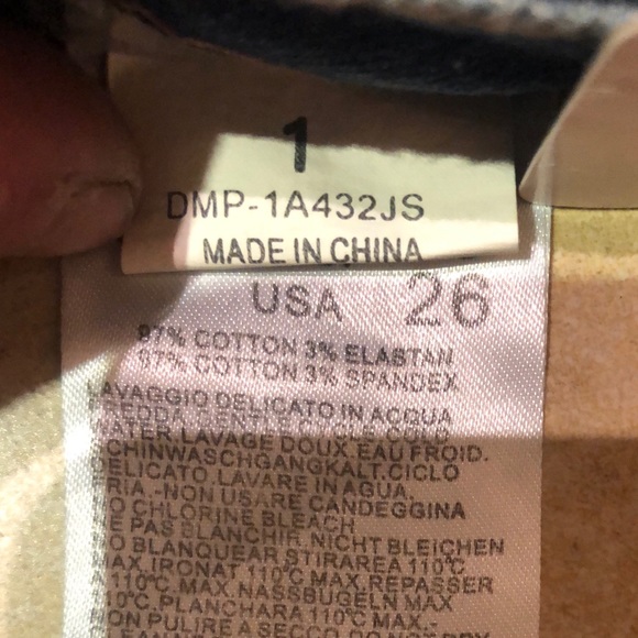 Bedazzled straight leg distressed denim jeans NWT - Picture 6 of 8